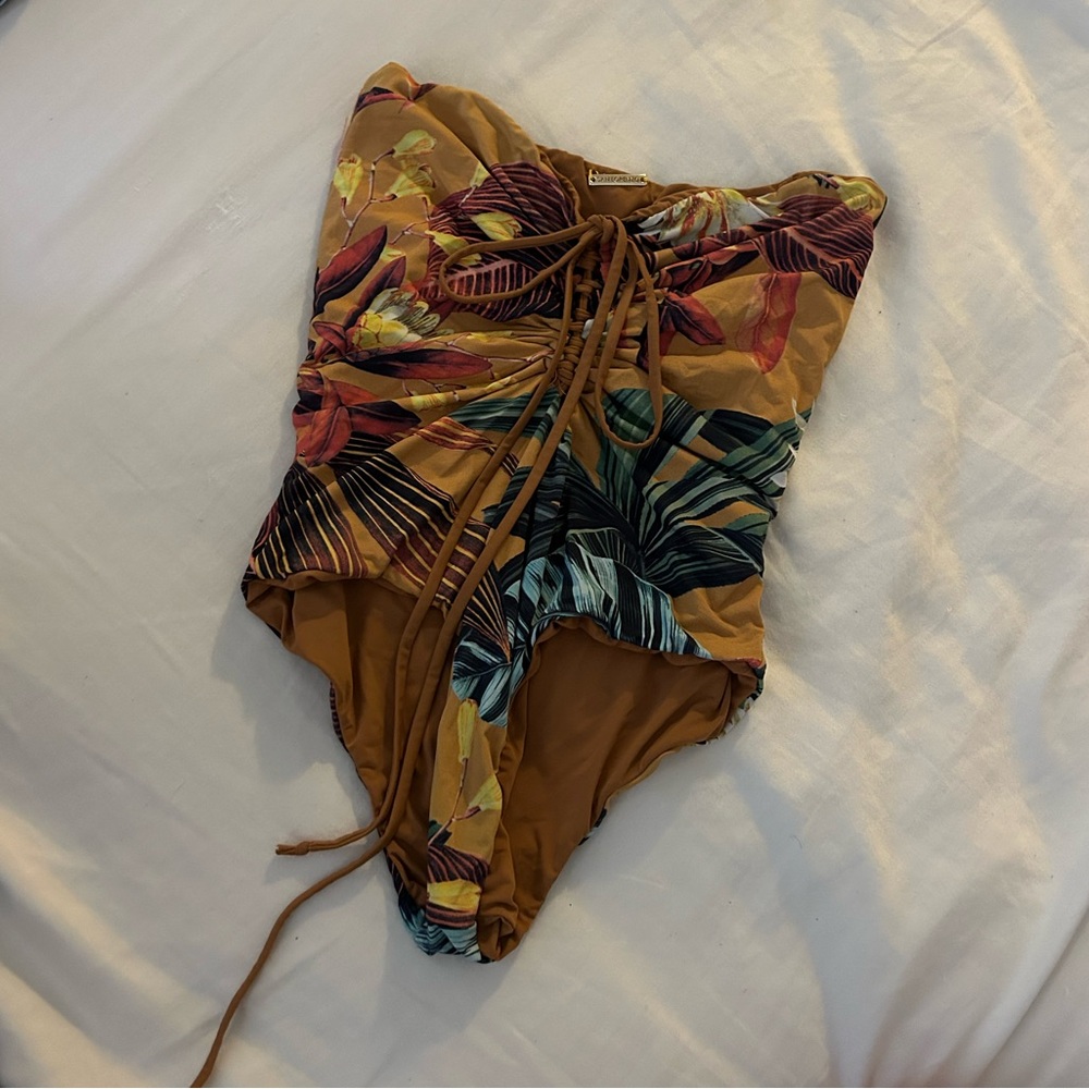 San Lorenzo one piece